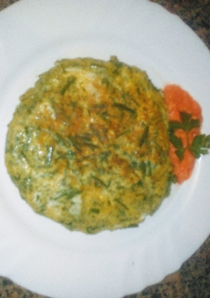 Una foto de Tortilla de espárragos con queso viejo