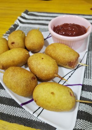 Una foto de Mini salchichas de maíz caseras fáciles