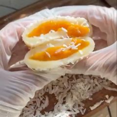 A picture of Mango Mochi.