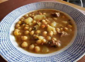 Una foto de Sopa de garbanzos