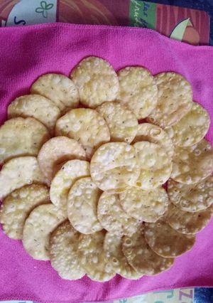 A picture of Gujarati Farsi Puri.