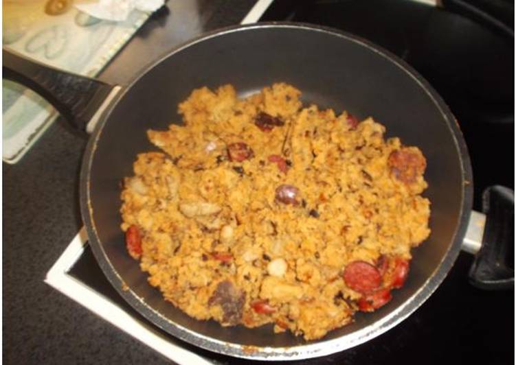 Migas con chorizo y tocino