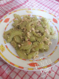Foto resep Tumis pare arik telur
