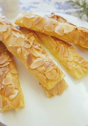 零技巧「杏仁千層酥」好酥脆、好好吃～ 的食譜成品照片