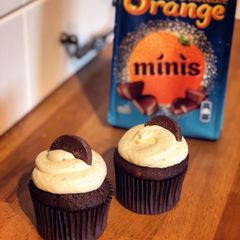 A picture of Gooey Chocolate Orange Muffins.