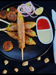 हेल्थी वेज सोया कबाब (healthy veg soya kabab recipe in Hindi) रेसिपी मुख्य फोटो