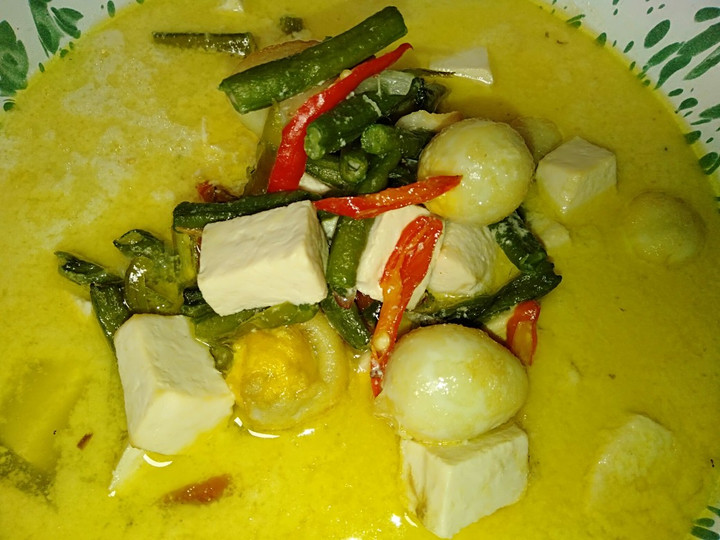 Resep Sayur santan putih cangpan. Tahu dan telur puyuh ala mbak denok, Lezat Sekali