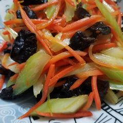 Chinese Quick Vegetables Stir Fry celery, cloud ear, carrot mix A picture of Chinese Quick Vegetables Stir Fry celery, cloud ear, carrot mix.