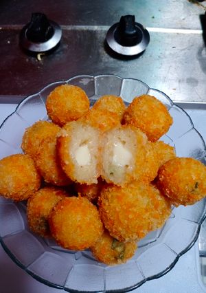 Foto resep Bola² kentang isi keju
