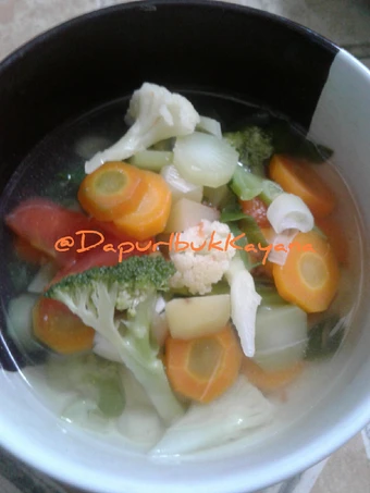 Cara Gampang Menyiapkan Resep 34 Sop Warna-warni Sederhana yang Bisa Manjain Lidah Anti Ribet, Lezat