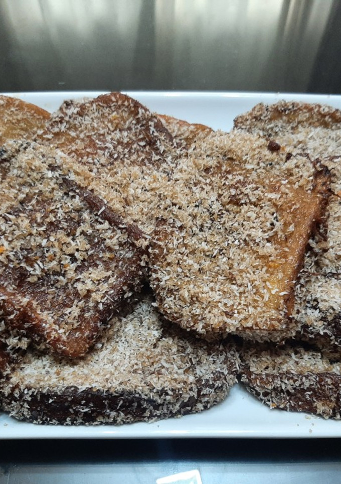 Una foto de Torrijas en leche de coco y Pedro Ximénez