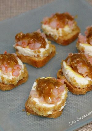 Una foto de Canapés Tartar de Langostinos