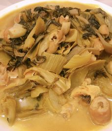 khấu đuôi xào dưa cải