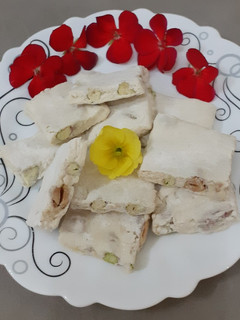 عکسی از دستور گز خانگی