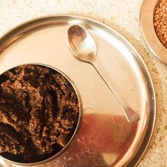 A picture of Kollu kali (horsegram porridge).
