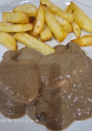 Foto principal de Solomillo de cerdo con salsa de champiñones