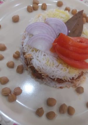 છોલે બિરયાની(chole biryani recipe in gujarati) રેસીપી મુખ્ય ફોટો