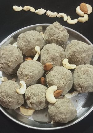 કુલેર (Kuler Recipe In Gujarati) રેસીપી મુખ્ય ફોટો