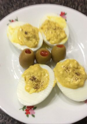 Una foto de Huevos o blanquillos rellenos