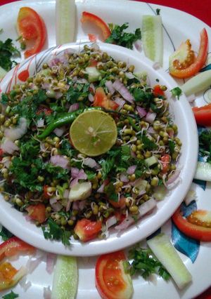A picture of Sprouted moong dal salad.