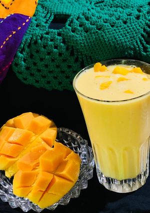 রেসিপি র নাম ম্যাংগো মিল্ক শেক রেসিপির প্রধান ছবি