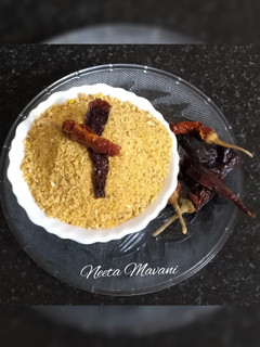 ઈડલી પોડી (Idli podi recipe in Gujarati રેસીપી મુખ્ય ફોટો