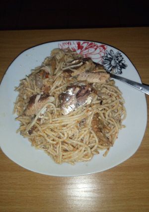 A picture of Spaghetti and sardine.