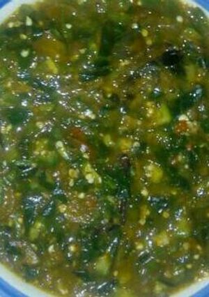 A picture of Ogbono and okro soup.