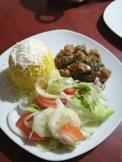 Una foto de Arroz con pollo a la soya