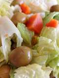 Ensalada de aceitunas gazpachas