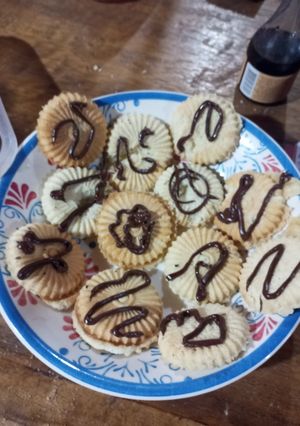 Una foto de Galletitas en máquina de waffles