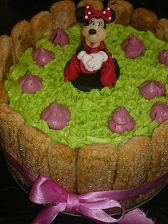 Una foto de Torta helada Minnie Mousse