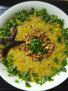 लेहसुनी मिक्स दाल वेजिटेबल खिचड़ी (lehsuni mix dal vegetable khichdi recipe in Hindi) रेसिपी मुख्य फोटो