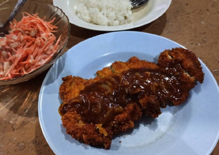 Bagaimana Menyiapkan Chicken Katsu with Special Sauce, Bikin Ngiler