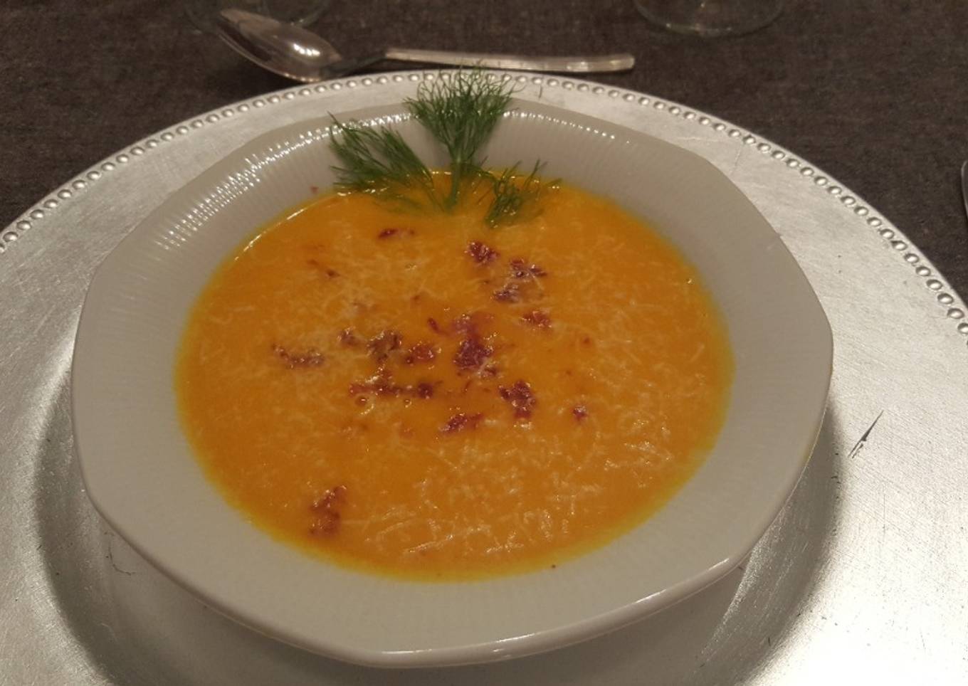 Sopa crema de calabaza con jengibre