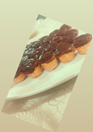 صورة لوصفة حلى البسكويت بصلصة المارس