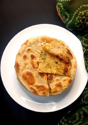 ফুলকপি পরোটা রেসিপির প্রধান ছবি