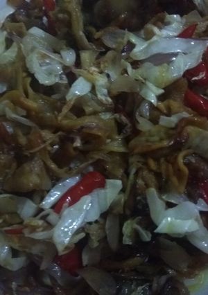 Foto resep Tumis Kol dengan usus ayam goreng