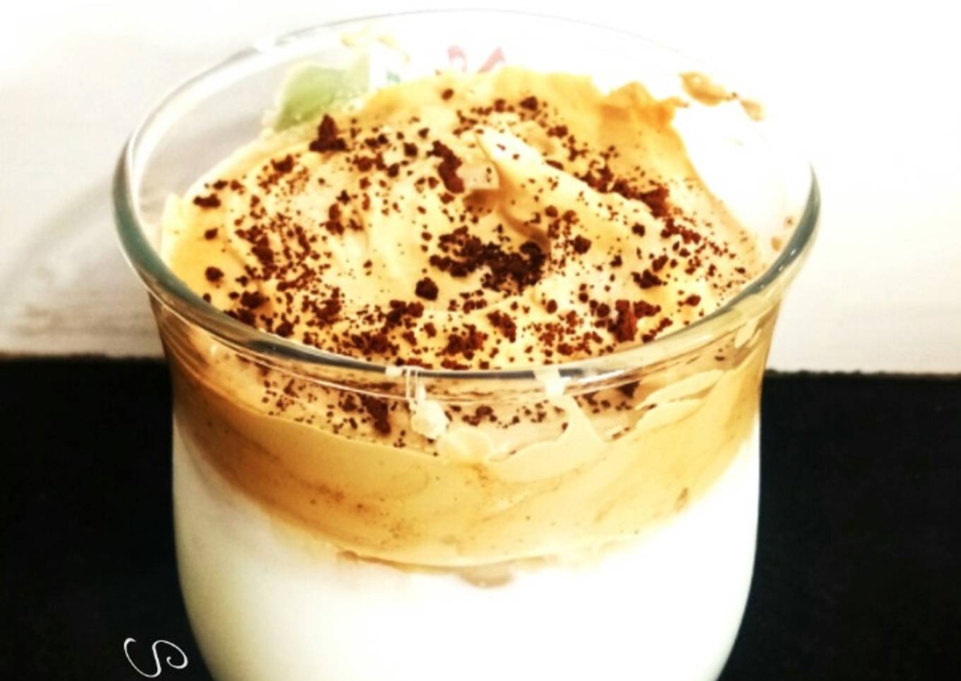 Dalgona Coffee