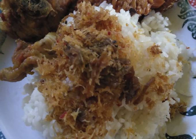  Resep enak bikin Sego cenggereh (nasi serundeng)  lezat