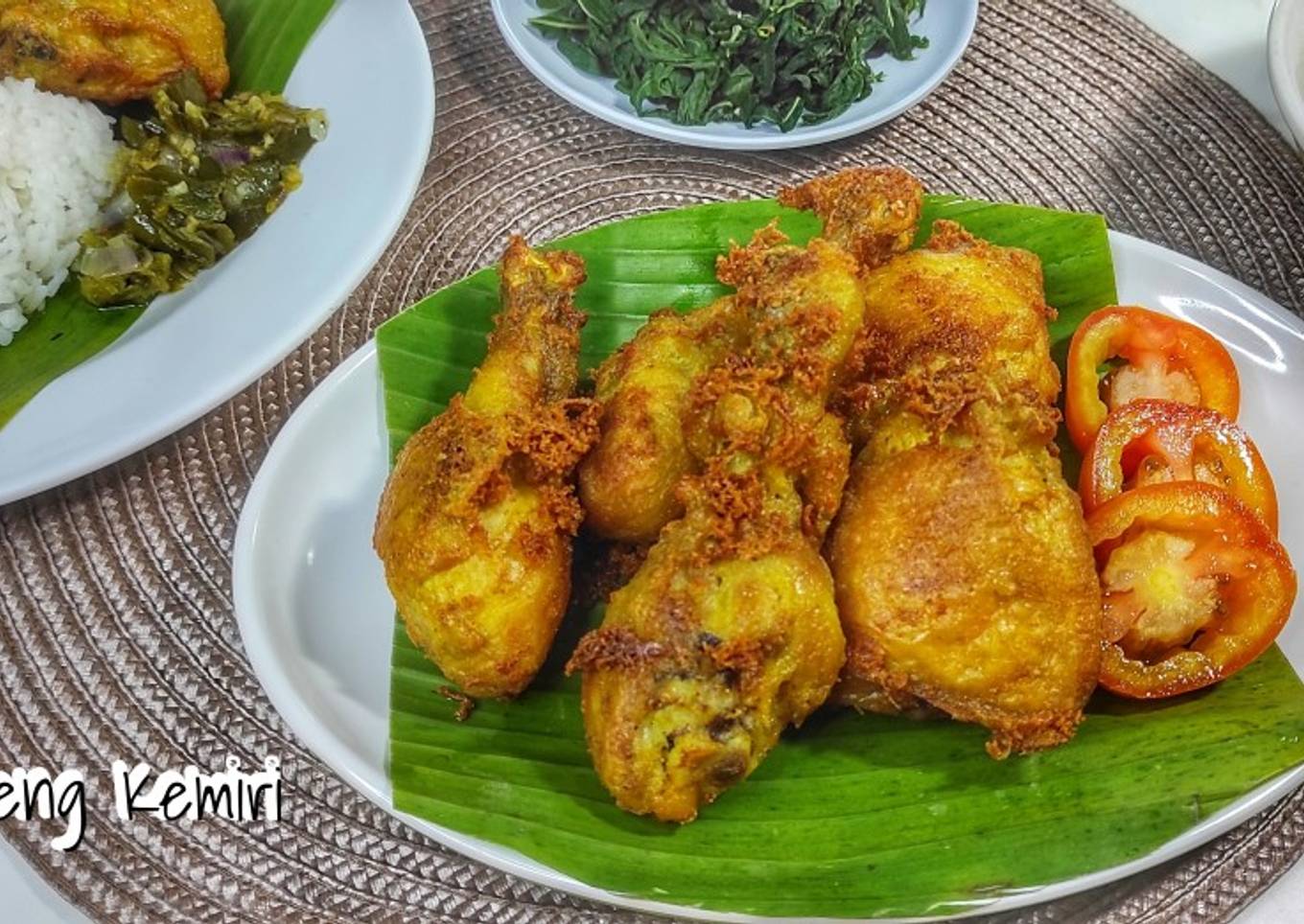 16. Ayam Goreng Kemiri