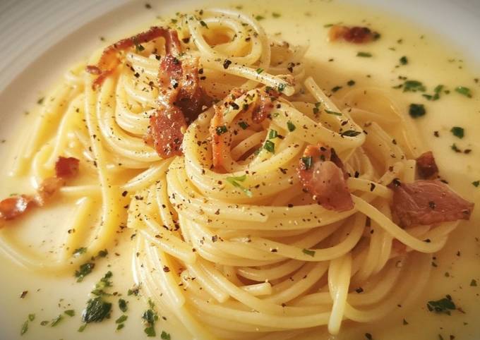 Espaguetis a la Carbonara versión italiana Receta de josevillalta- Cookpad