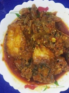 রুই মাছের ঝোল (rui maacher jhol recipe in Bengali) রেসিপির প্রধান ছবি