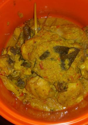 Foto resep Ayam Ungkep Bumbu Kuning