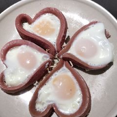 A picture of Heart Sausages.