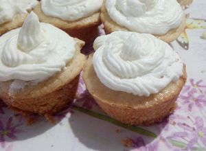 Una foto de Muffins de vainilla y rellenos