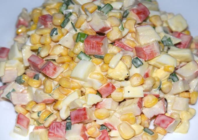 Салат с курицей, ананасами и орехами, пошаговый рецепт на ккал, фото, ингредиенты - ярослава