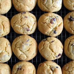 A picture of Cranberry & White Chocolate Cookies.