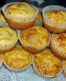 Sajtos-sonkás lilahagymás muffin