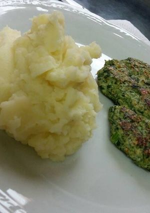 Una foto de Hamburguesas de espinaca y pollo